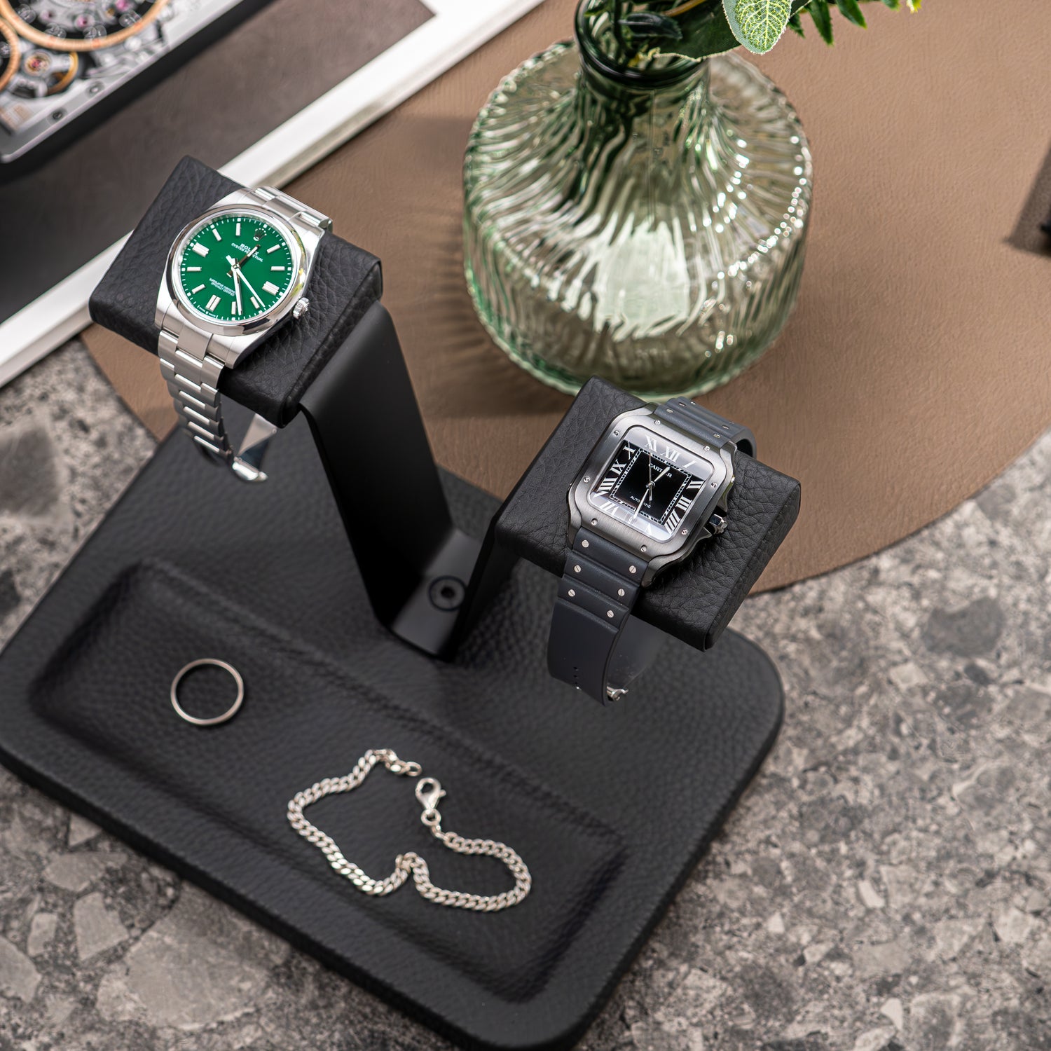 Gullwing Watch Stand Valet - Black/Black